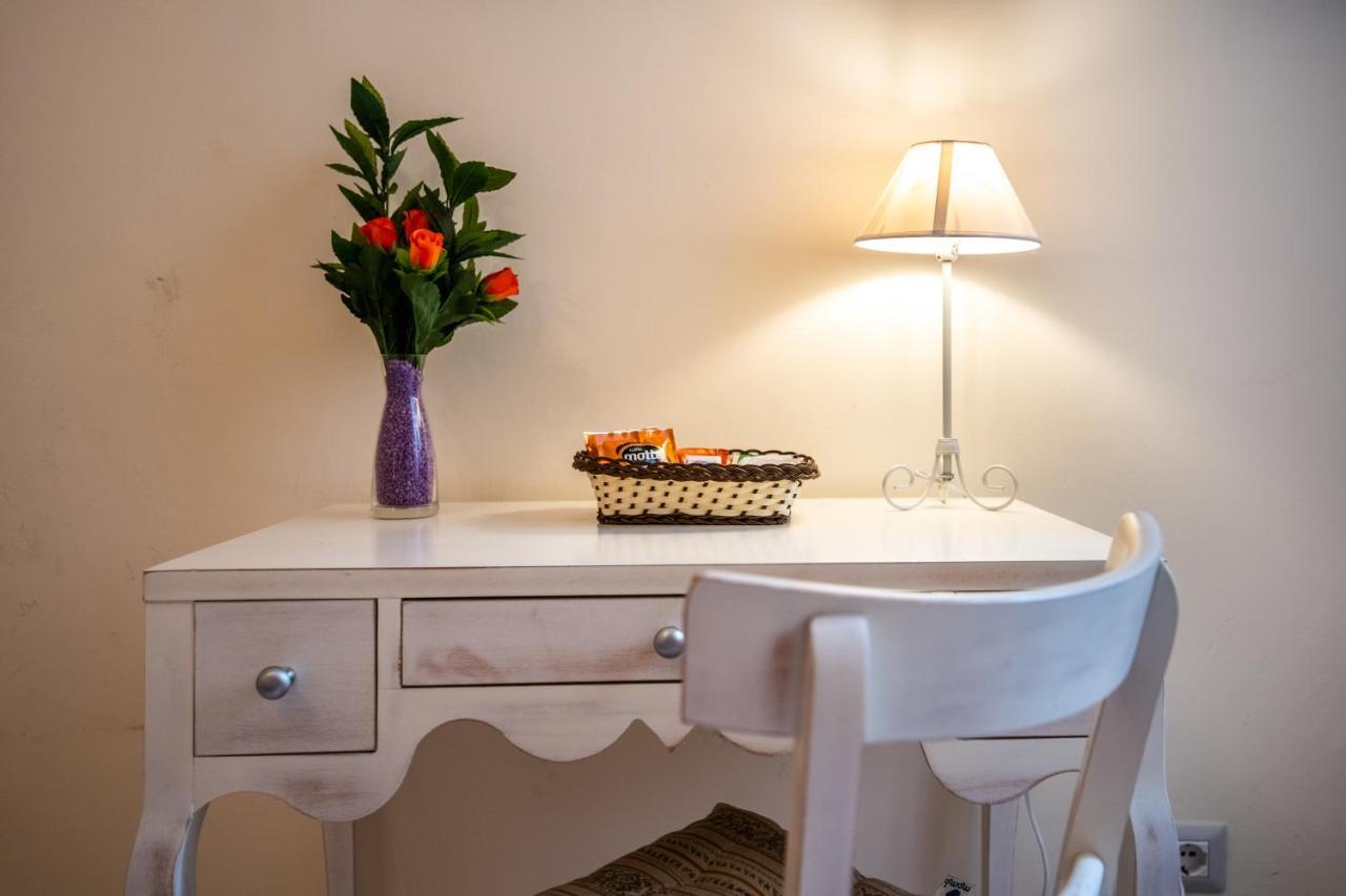 Bed and Breakfast Terre Dipinte Salerno Exterior foto