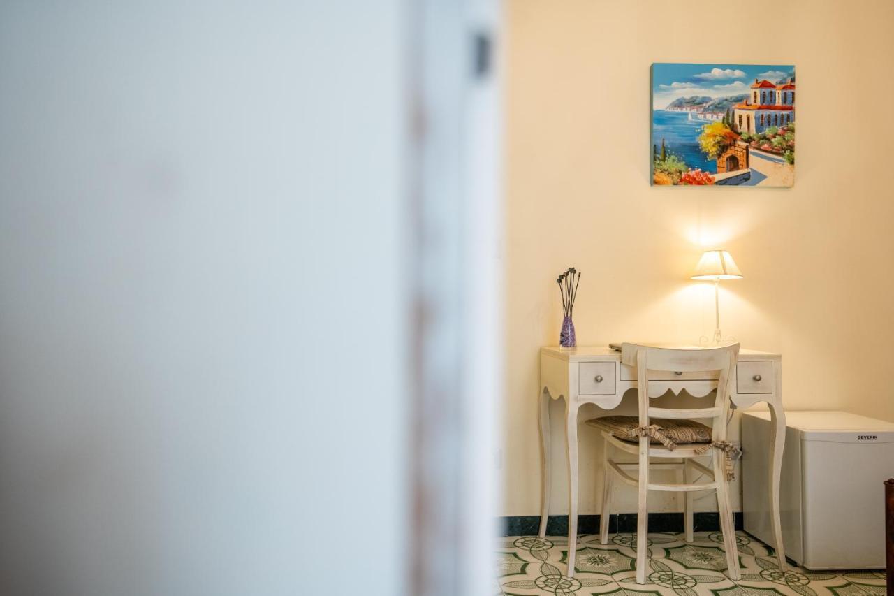 Bed and Breakfast Terre Dipinte Salerno Exterior foto